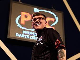 Teenager Keane Barry beats def...
